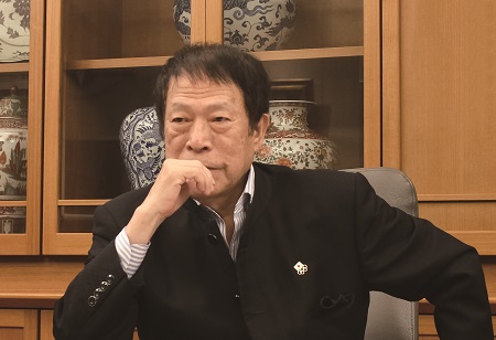 アパグループ 元谷外志雄代表 写真１