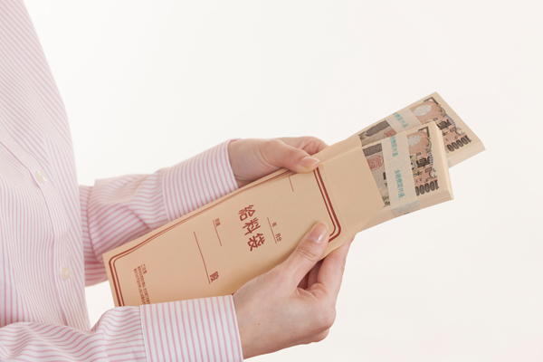 最低賃金と賃金支払いの5原則