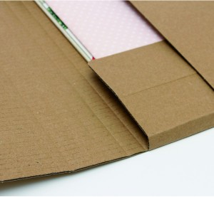 タトウ式段ボール