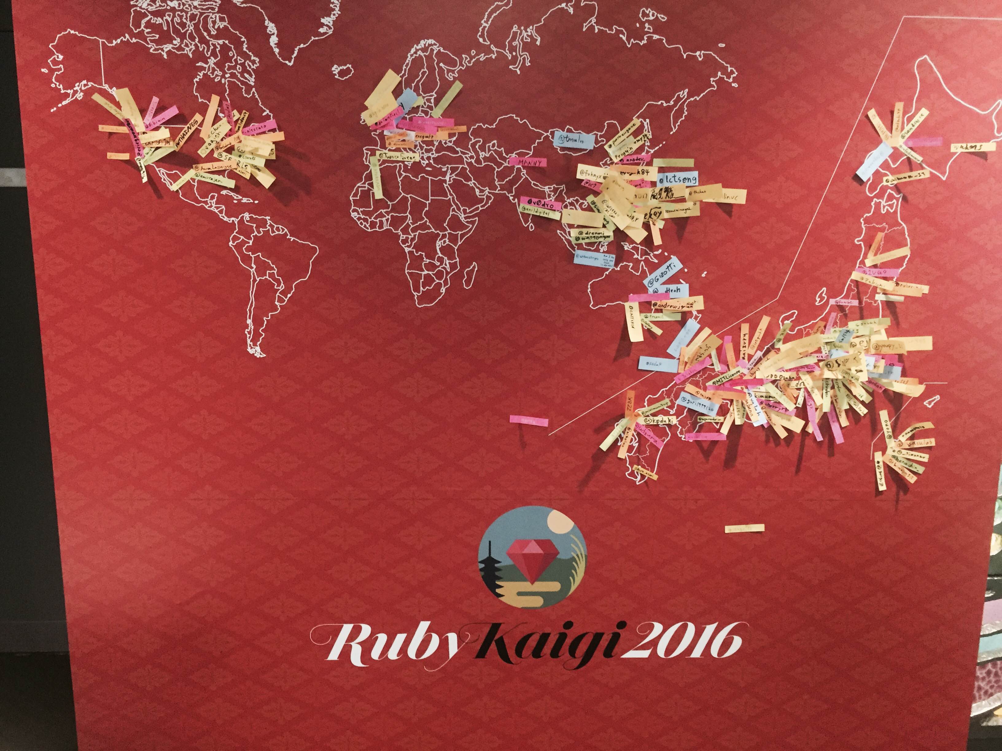 全国、世界各国から参加者があり、海外の方も目立つ。