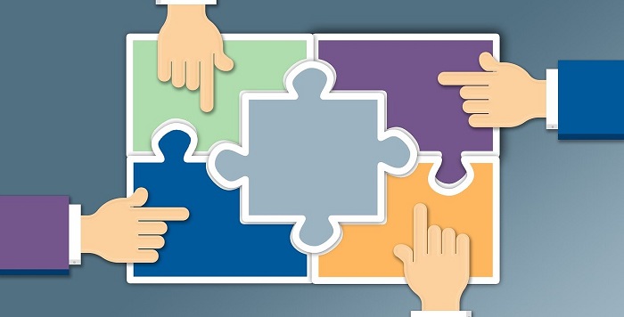 パズルのピースを共有するイラスト