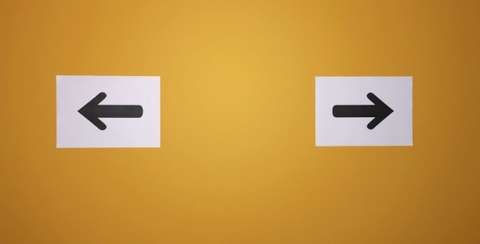 違いを表す矢印