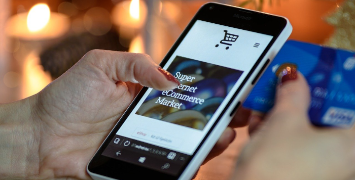 エイジテックは高齢者向けサービス